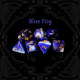 Blå Fog acrylic tärningar set med himmel blå och vit caster-inspired design