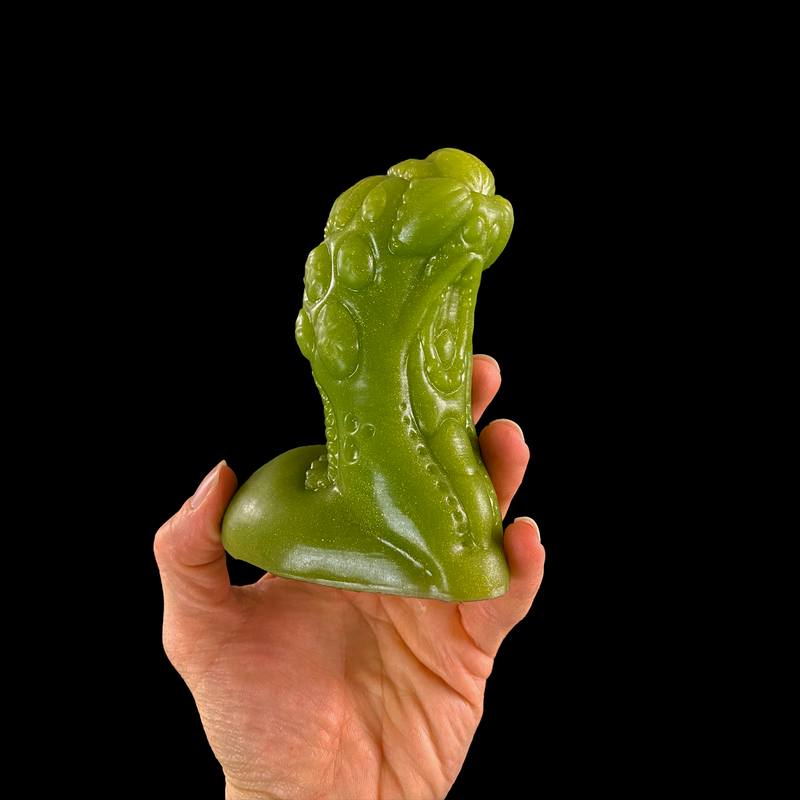Disontinued prototype: Small Soft Lovathur with Suction cup