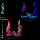 Silikonowe dildo fantasy Kanaloa Tail od Love Smiths, pokazujące kolorystykę i rzeźbione detale.
