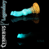Cerberus-HellHound-Fantasy-Silikondildo in Legendary-Farbe aus Türkis und Gold, im Dunkeln leuchtend