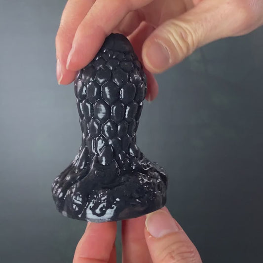 Super-soft Herculean Fantasy Dragoness Eggs
