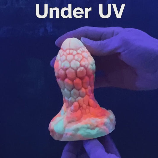 Vac-U-Lock Super-soft Mammoth Fantasy Dragoness Eggs