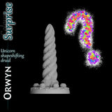 Opcja koloru Surprise dla produktu Orwyn Unicorn Shape-Shifting Druid, pokazana jako tajemniczy personalizowany odlew.